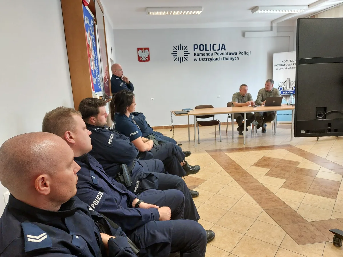 Szkolenie dotyczące bezpieczeństwa w kontaktach z niedźwiedziami