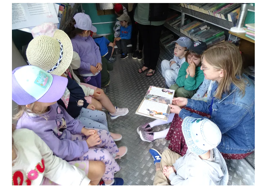 Bibliobus w Przedszkolu Nr 2 – Książki i edukacyjne zabawy